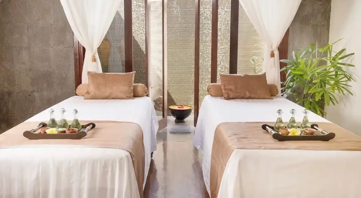 Mastering the First Impression: Your intriguing post title goes here